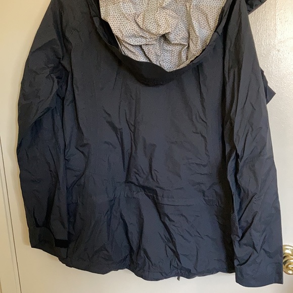 Columbia black jacket for women size XL - Picture 10 of 10
